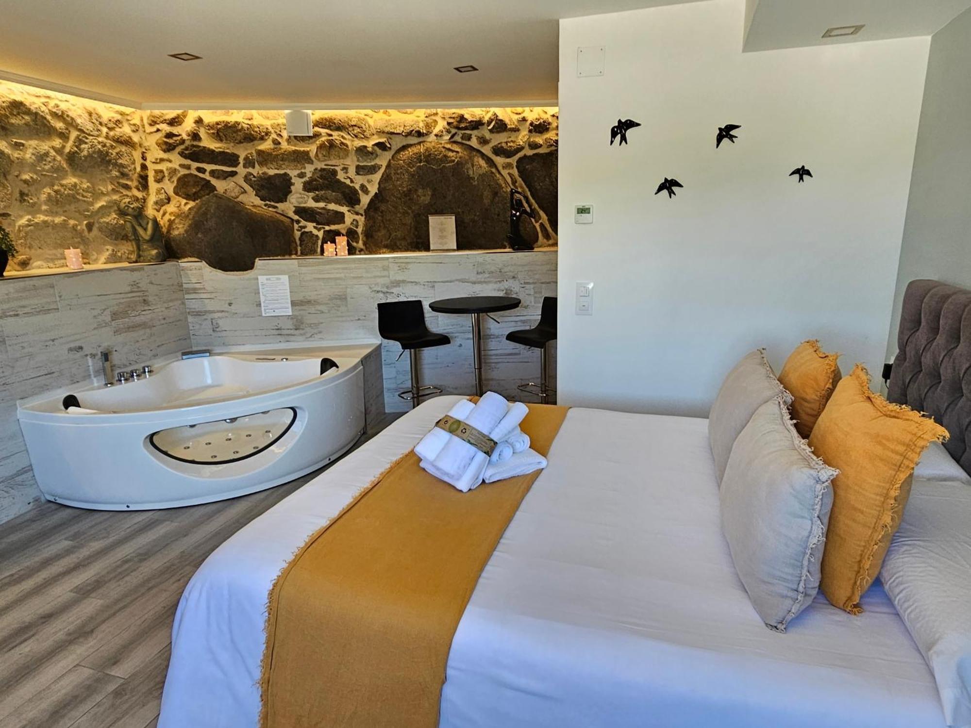 Апартаменты Loft Con Jacuzzi Os Arcos Собер Экстерьер фото
